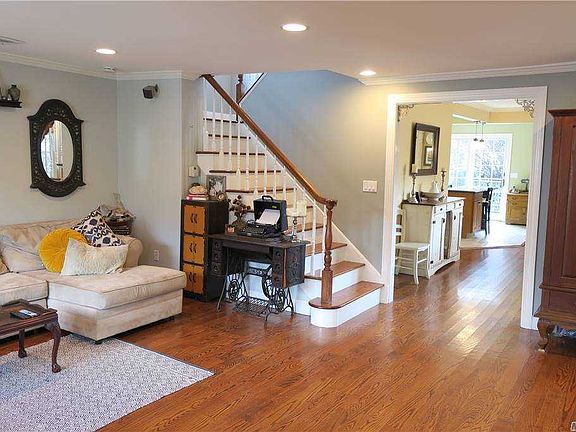 3rd image of 3672 Wadena St