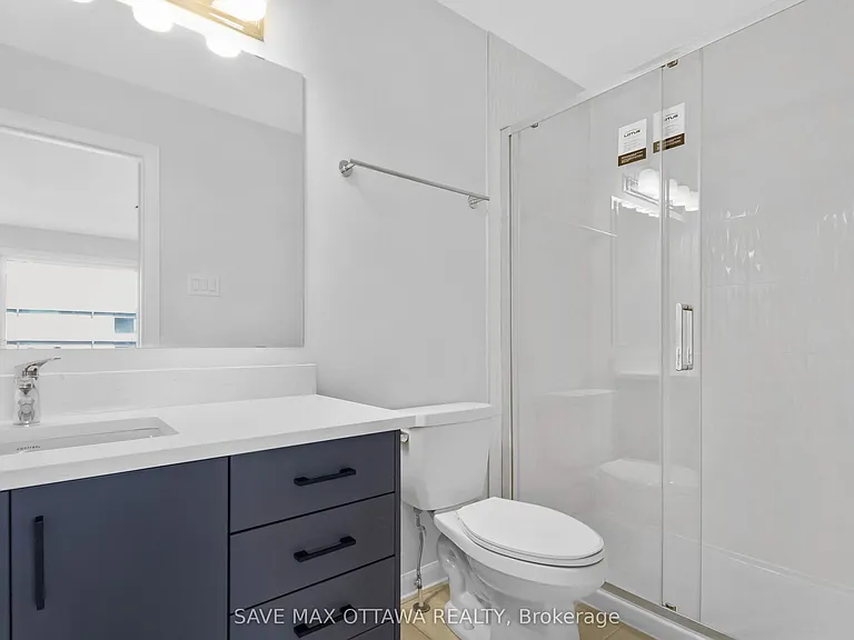701 Glenroy Gilbert Dr #7 — Photo 11