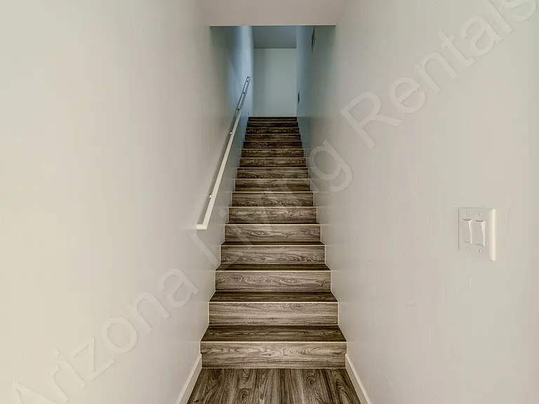 2061 Magnolia Dr — Photo 4