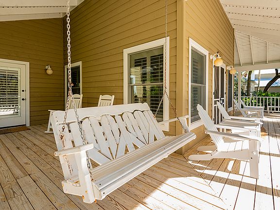 3rd image of 18 Atlantic Beach Ct