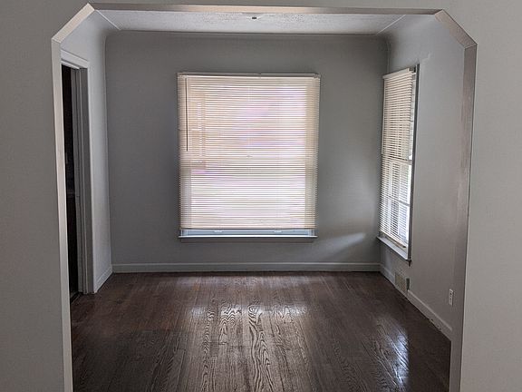 3rd image of 18258 Mendota St