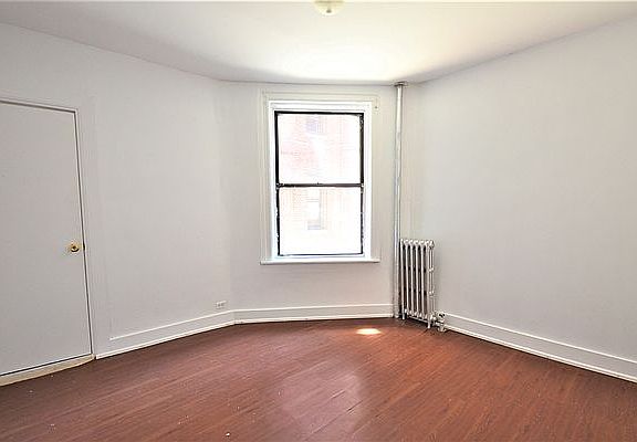 2nd image of 2705 Morris Ave APT E