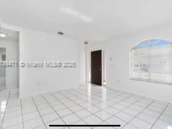 7582 W 34th Ct, Hialeah, FL 33018