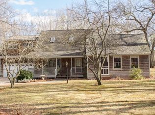 90 Farm St, Millis, MA 02054