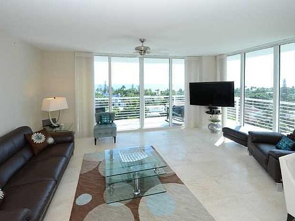 5th image of 2821 N Ocean Boulevard #705S