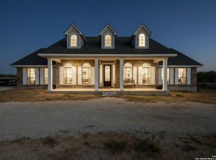 1141 County Road 337, Charlotte, TX 78011