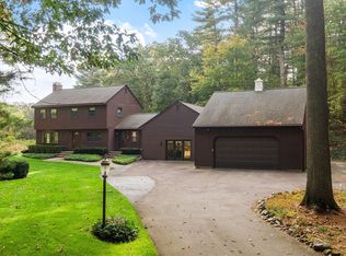 114 Stonecleave Rd, North Andover, MA 01845