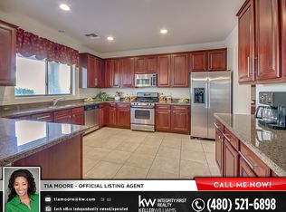 2886 E Hazeltine Way, Chandler, AZ 85249