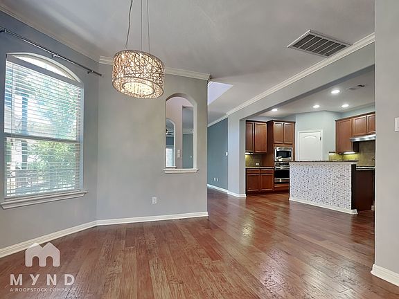 4th image of 9613 Solana Vista Loop #A