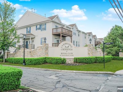 8310 Harcourt Rd, Clifton, NJ, 07013