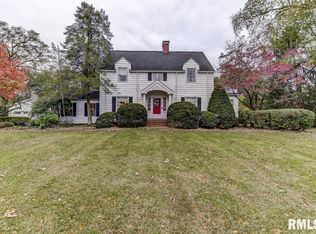 1020 E Lake Shore Dr, Springfield, IL 62712