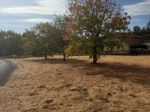 576 Quiet Pl, Murphys, CA 95247