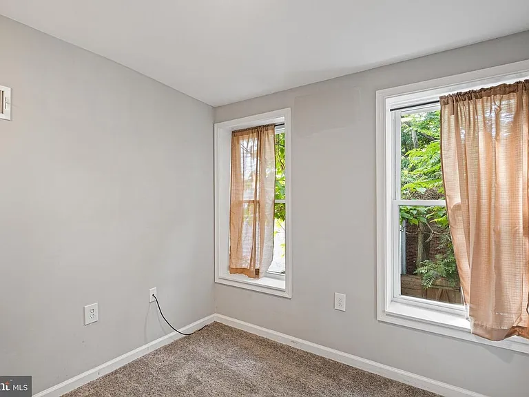 1259 Washington Blvd — Photo 15