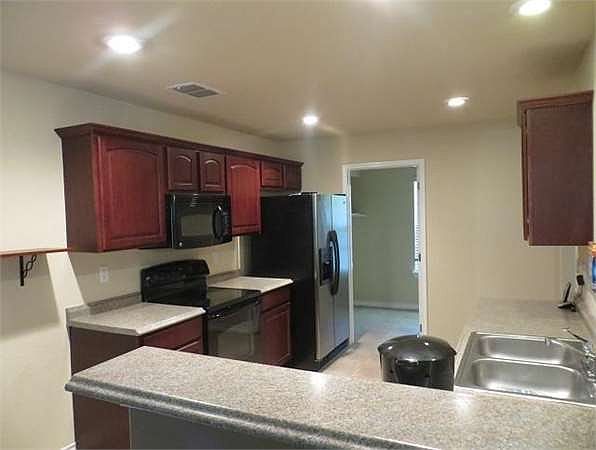 2nd image of 1803 Mustang Island Dr