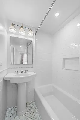 Rented by Rudin Management Company, Inc. | media 19