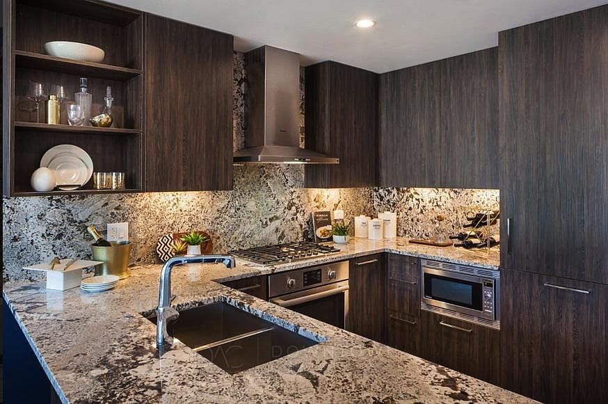 1st image of 500 W Superior St #7
