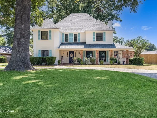 2208 Landau Ln, Bossier City, LA 71111