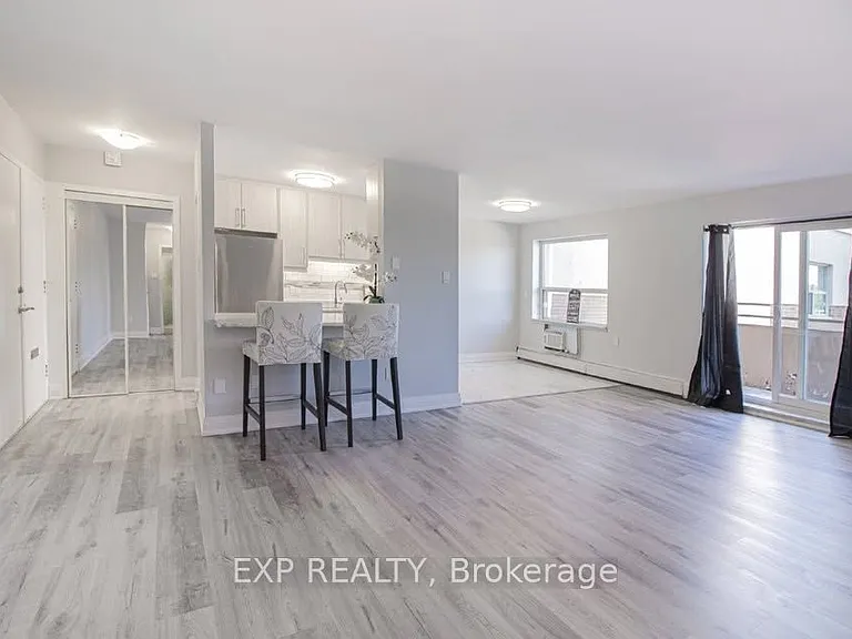 579 Clare Ave #501 — Photo 1