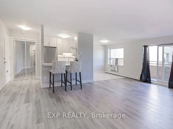 579 Clare Ave #501, Welland, ON L3C 3B7