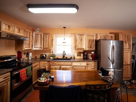 5th image of 315 Dogwood Ln