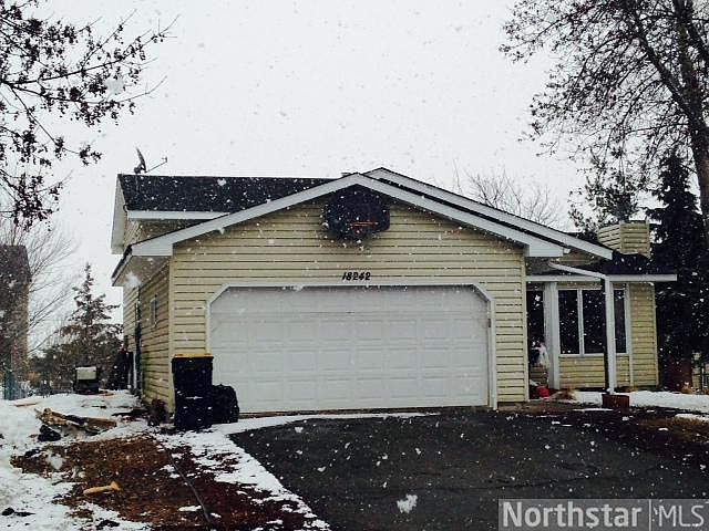 1st image of 18242 Echo Dr