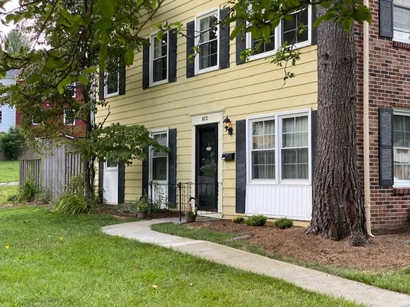 613 Cambridge Rd, Blacksburg, VA 24060