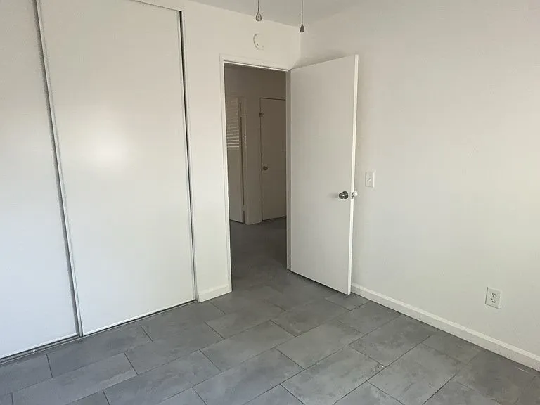 24245 Powell Pl — Photo 18
