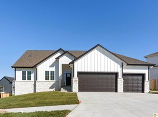 6995 N 172nd St, Bennington, NE 68007