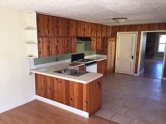 5th image of 2151 Oaken Ln