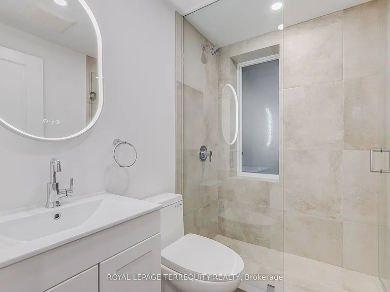 94 Earlscourt Ave #2 — Photo 7