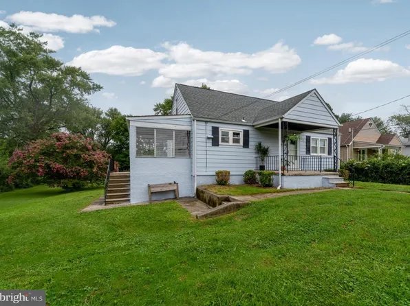 2936 Grendon Ln, Parkville, MD 21234