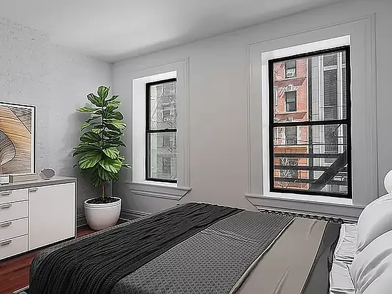 545 E 5th St #1 — Photo 2