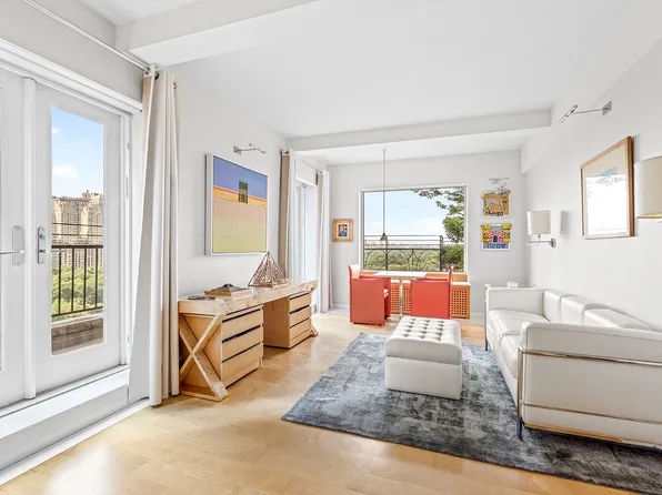 120 Central Park South image 7 of 15