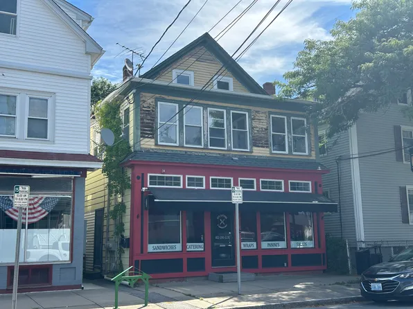 366 Wood St Unit 2, Bristol, RI 02809