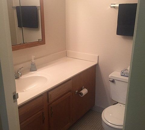 5th image of 2941 S Michigan Ave APT 307