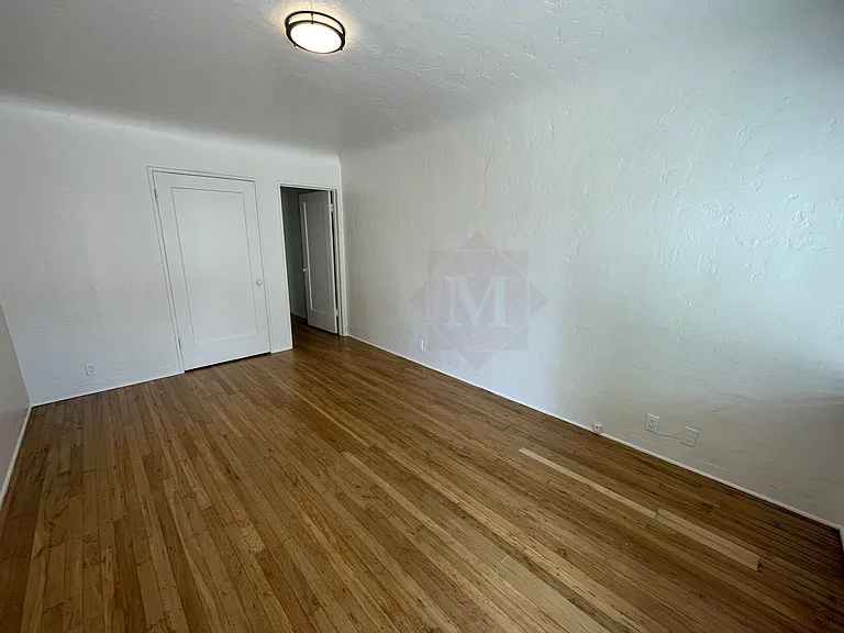 605 W Canon Perdido St #611 — Photo 4