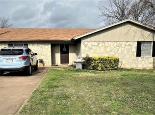 2008 Wood Ct, Granbury, TX 76048