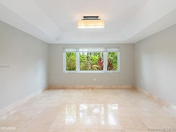5th image of 14480 SW 75th Ave