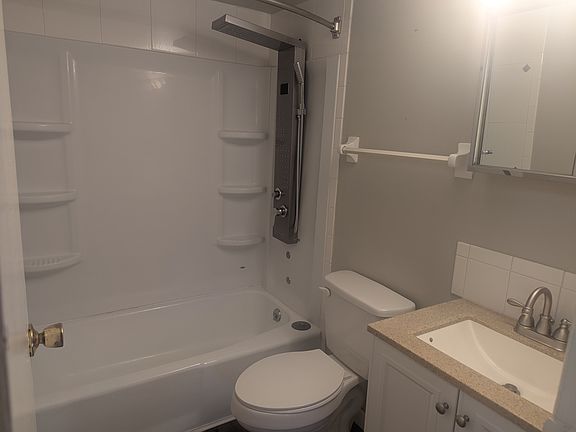 3rd image of 5685 Coach Dr E Floor 2