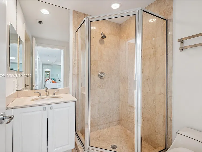 747 Crandon Blvd #Penthouse 10 — Photo 13