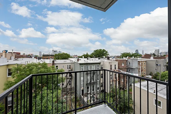 Rented by Nest Seekers International | media 17