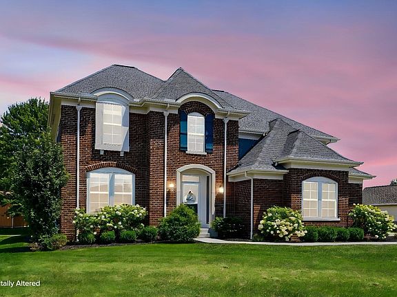 3rd image of 720 Meadow Ridge Way