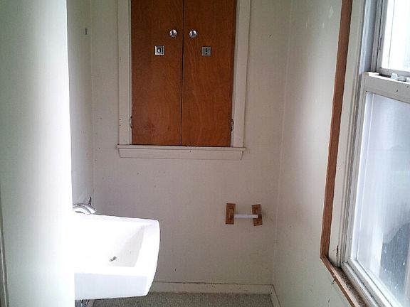 Master Bath before Reno