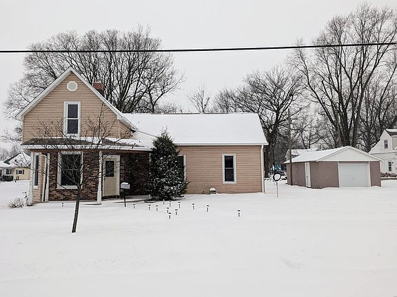 2nd image of 521 Charles Ave