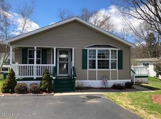 53 Cardinal Dr, Shavertown, PA 18708