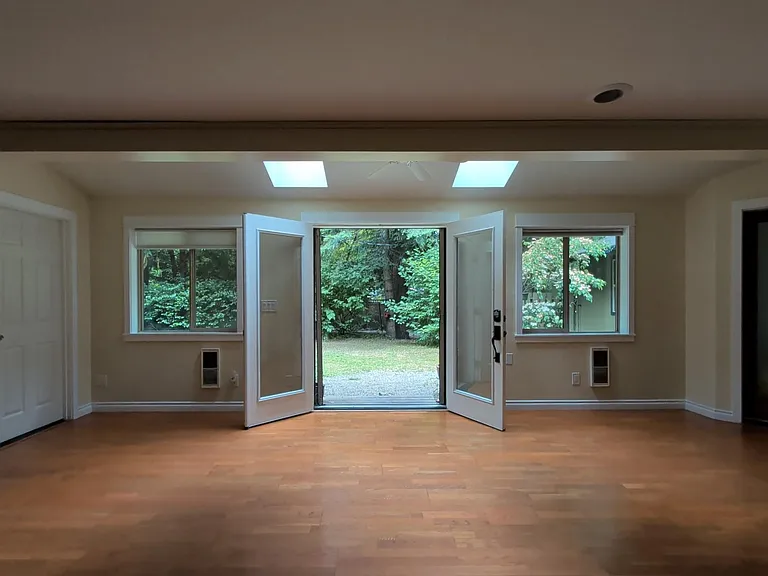 9012 Nisqually Way NE — Photo 2