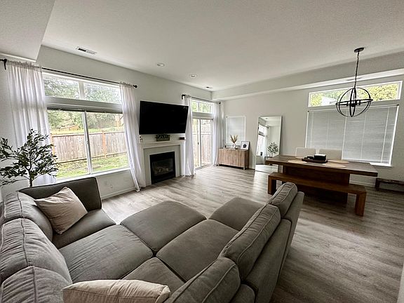 2nd image of 20901 Cypress Way Unit 1