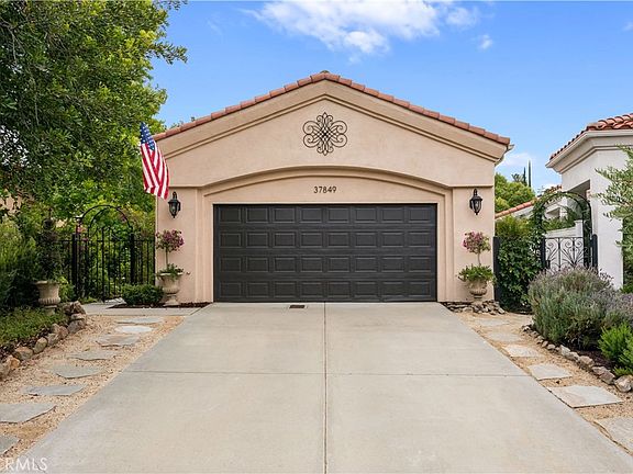3rd image of 37849 Bear View Cir