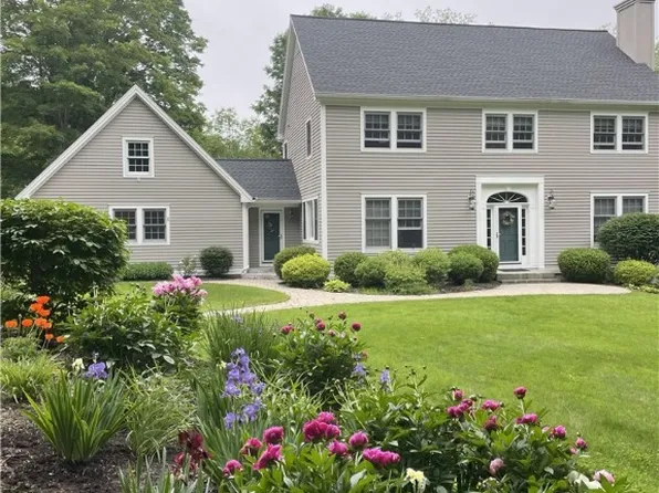 41 Hartwood Rd, Ithaca, NY 14850