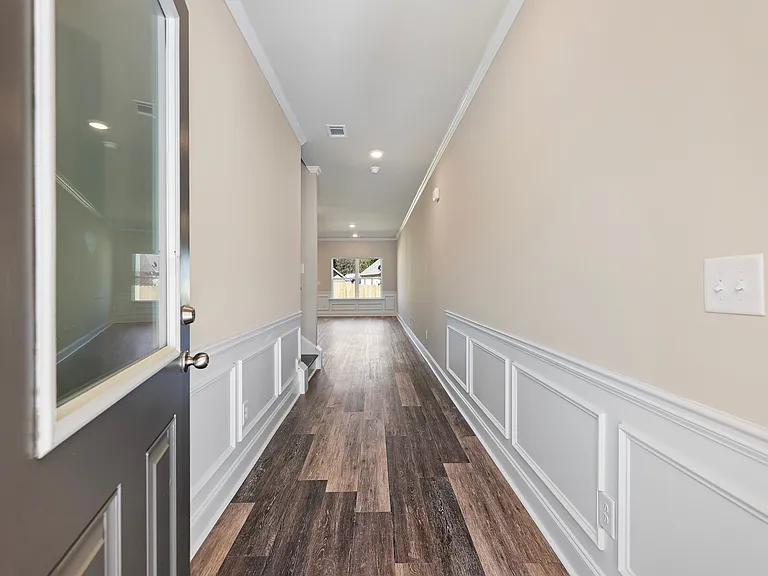 6145 Colston Ln — Photo 32
